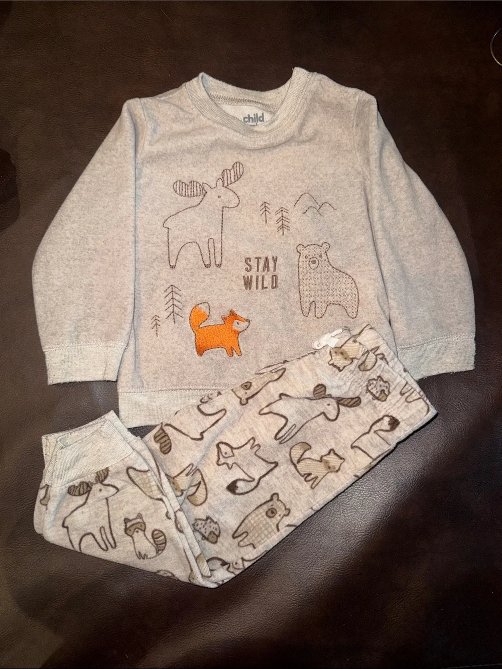 Child Ombre Gray 'Stay Wild' Pajama Set with Orange Fox Accent